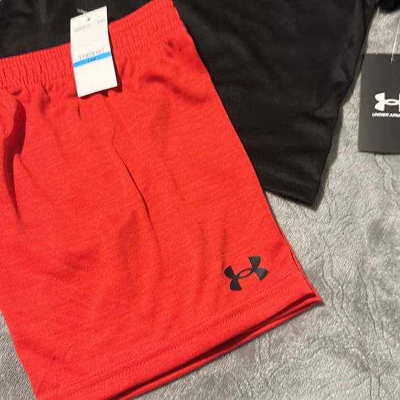 Boys Under Armour Matching Short Set Size 24m NWT - Picture 3 of 3